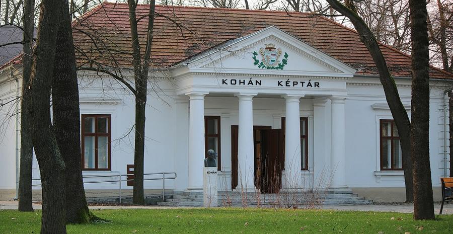 Fonix Apartman Appartamento Gyula Esterno foto